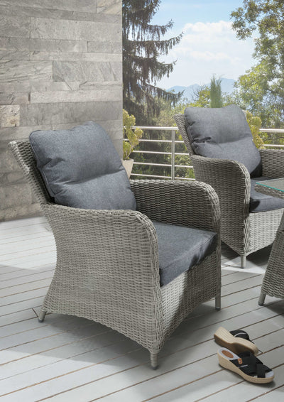 Die Loungegruppe PAGUERA mit Loungetisch Variation
